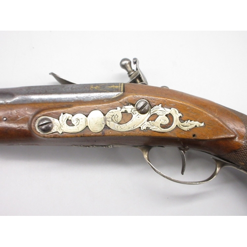 58 - Pair of French 20 bore flintlock pistols, 8.5