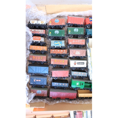 333 - Collection of thirty six boxed OO gauge goods wagons from Wrenn to include rare W4652P Low Mac Auto ... 