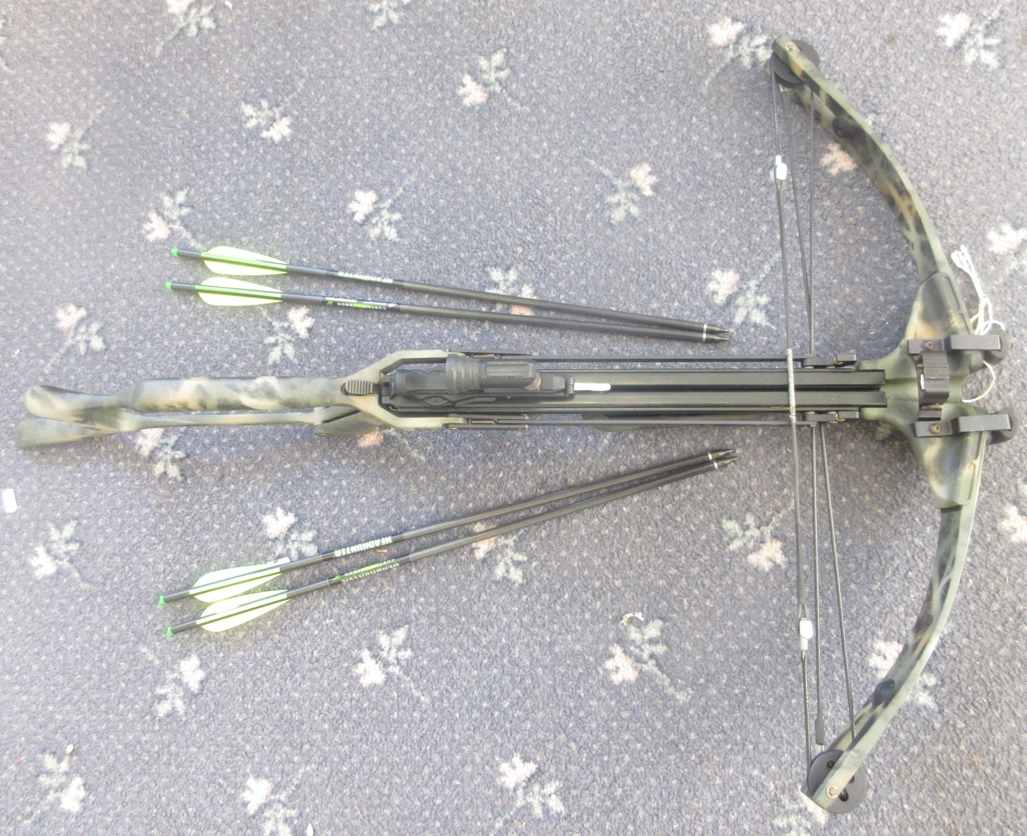 Barnet Commando II crossbow, complete with four custom Head Hunter ...