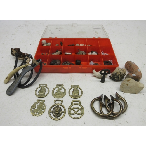 625 - Boxed collection of metal detector findings incl. two miners' tokens (Gresford Colliery), medieval f... 