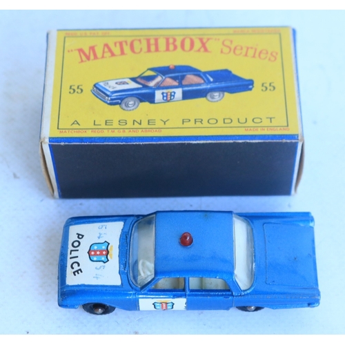 Miniature Matchbox Lesney N°38 - Vauxhall Victor - Dans Sa Boîte D'origine (VNMIB)