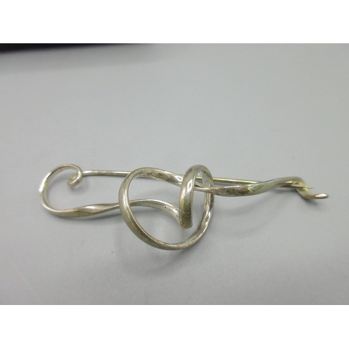174 - Viviana Torun Bulow-Hube for Georg Jensen, silver 'Forget Me Not' brooch, 7.5cm
Bradley's Shipping £... 