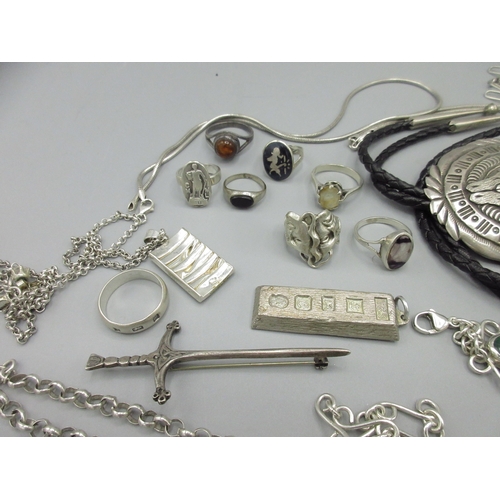 43 - Collection of silver jewellery to include, silver necklaces set with semi precious gem stones, silve... 