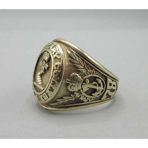 1032 - 10ct yellow gold Royal Military College academy 1978 signet ring, stamped 10k, size T, 12.0g

Bradle... 
