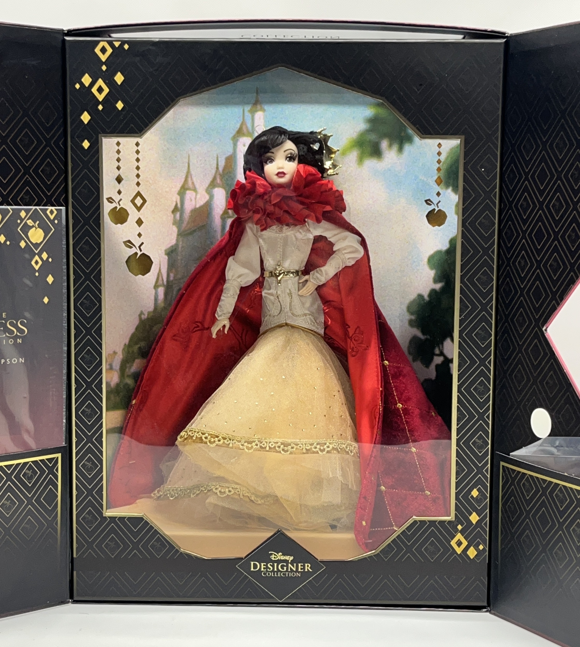 Disney Designer Collection 'Snow White' doll, Ultimate Princess ...