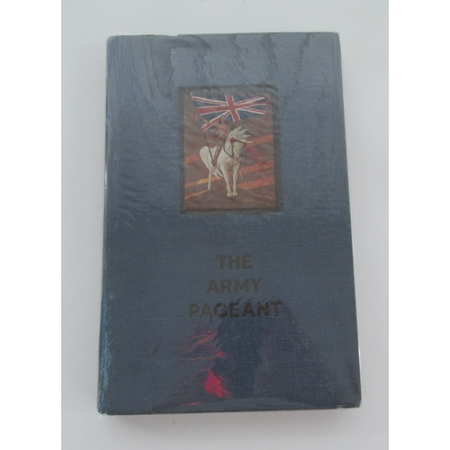 133 - Collection of military reference books, including badges of the British Army, uniforms of the Britis... 
