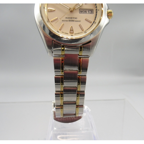 464 - Seiko Kinetic 50m stainless steel and gold plated wristwatch with day/date on matching bracelet, sig... 
