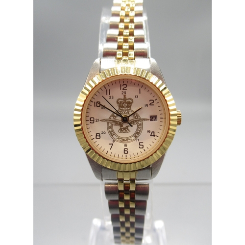 464 - Seiko Kinetic 50m stainless steel and gold plated wristwatch with day/date on matching bracelet, sig... 