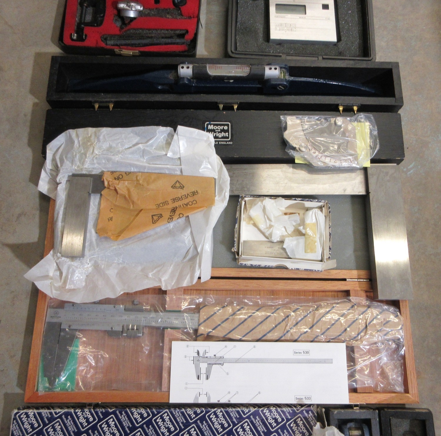 Simonds Micro Level Inclinometer, three Neill Tools precision squares ...