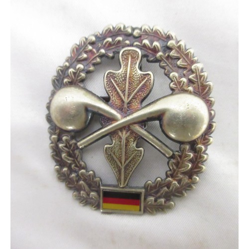 127 - German war period balloon observers badge (clasp AF), also incl. Bundeswehr beret badge for maintena... 