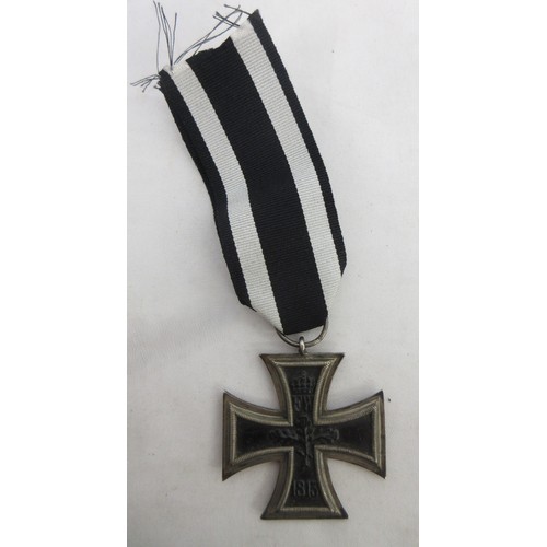 126 - German war period wall eagle, two Iron Cross 2nd Class, 1914 Iron Cross 2nd class, 25 Year Faithful ... 