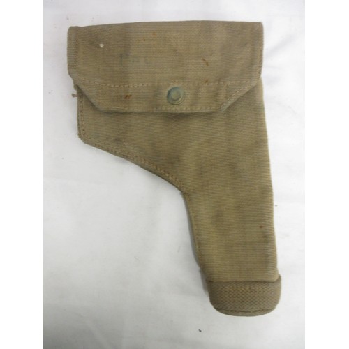 124 - Mixed collection of militaria to incl. British Army water bottle (date faded on strap, likely WW2), ... 