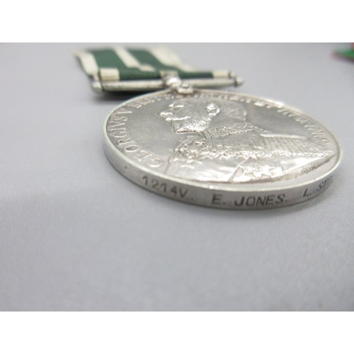 57 - Royal Naval Reserve Long Service and Good conduct medal (George V) with 2nd type ribbon and the mott... 