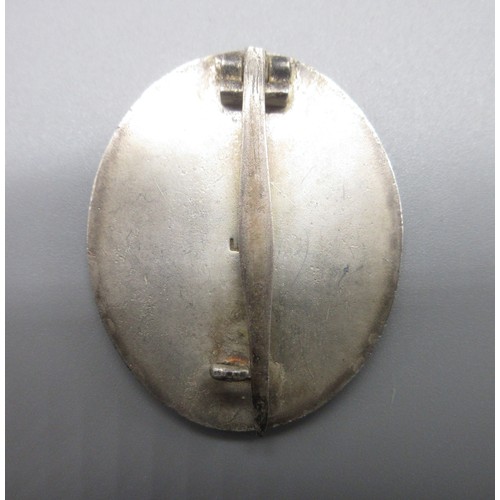 129 - German wound badge '20 July 1944' with signatures L/12 mark on back, in case

Bradleys shipping £28.... 