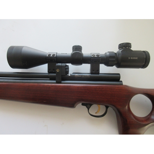 442 - SMK TH78D .22 air rifle, bolt action magazine fed, wooden stock, 3-9X50E

Bradleys shipping POA http... 