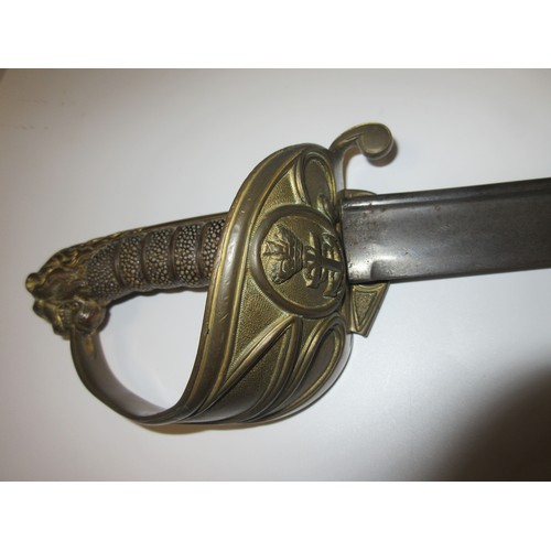 238 - British Royal Navy 1827 pattern pipe back Officers sword, slightly curved pipe backed with quill poi... 