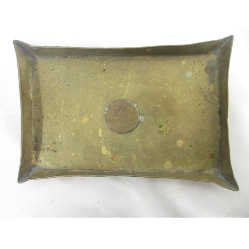 167 - Mixed collection of militaria to incl. brass trench art incl. two engraved kukris, cigarette holder,... 
