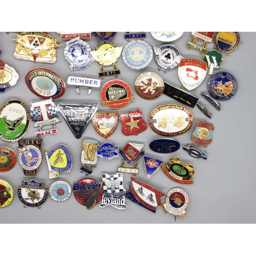 340 - Collection of transport, speedway and automotive pin badges to inc. Leyland, Gardner Diesel, Reading... 