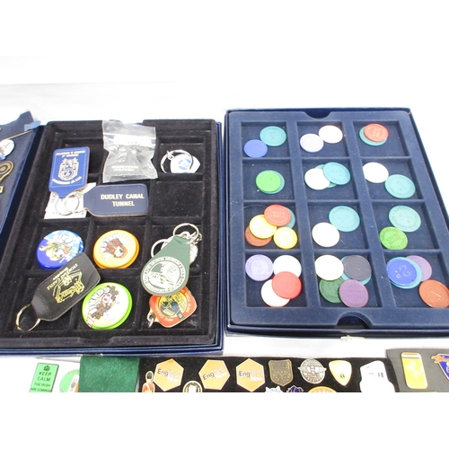 Large assorted collection of mixed pin badges, badges, etc. (qty)