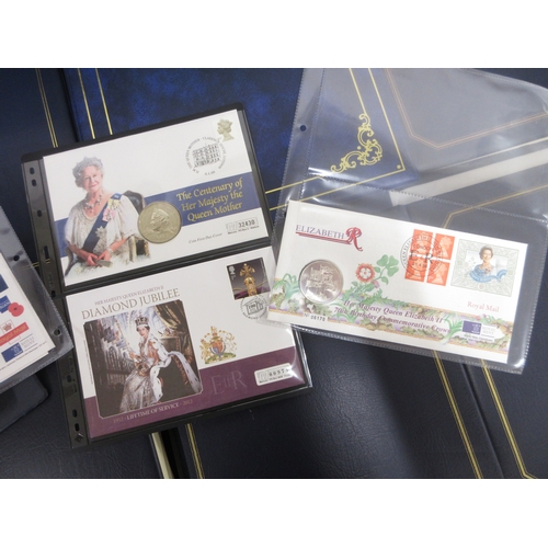 Large collection of coin covers and covers in 16 folders and loose to ...