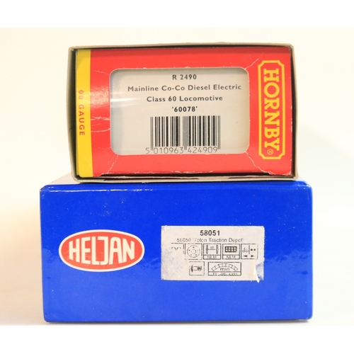 140 - Two OO gauge Mainline liveried diesel electric locomotive models to include Hornby R2490 Class 60 '6... 