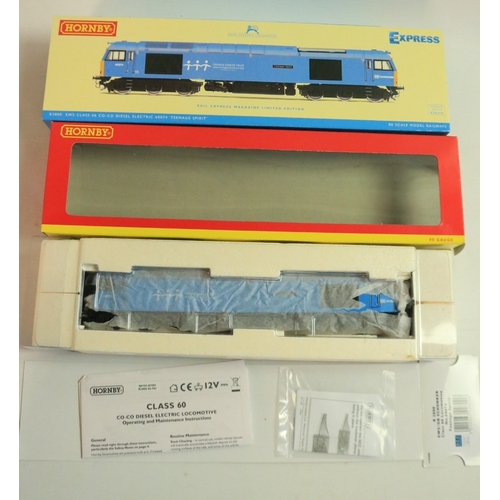 141 - Two OO gauge diesel electric locomotive models to include Hornby Rail Express limited edition exclus... 