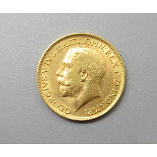 7 - George V (1910-36) 1911 Sovereign

Bradleys Shipping £20.00 plus vat (UK Only)