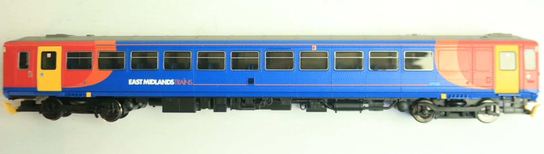 Hornby OO gauge Super Detail R2792 East Midlands Trains Class 153 DMU ...