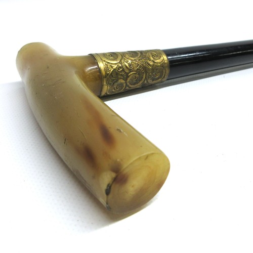 695 - George V WWI solid ebony L-shaped walking stick with hallmarked 18kt rolled gold collar by Henry Per... 