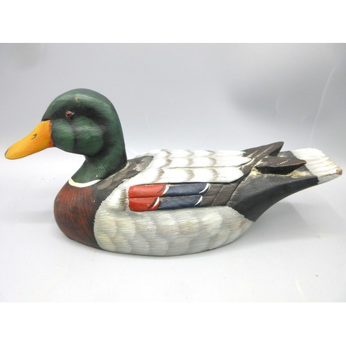 706 - Collection of tabletop ornaments/statuettes inc. sand-cast bronzed sculpture of male/female pair of ... 