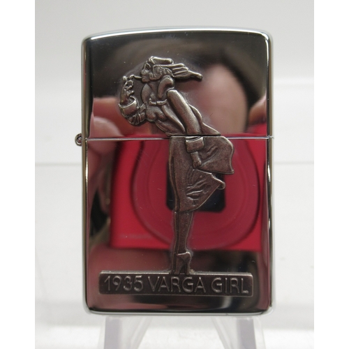 293 - Zippo 'The Varga Girl 1935' chrome lighter in presentation tin

Bradley's shipping £28.00 plus vat (... 
