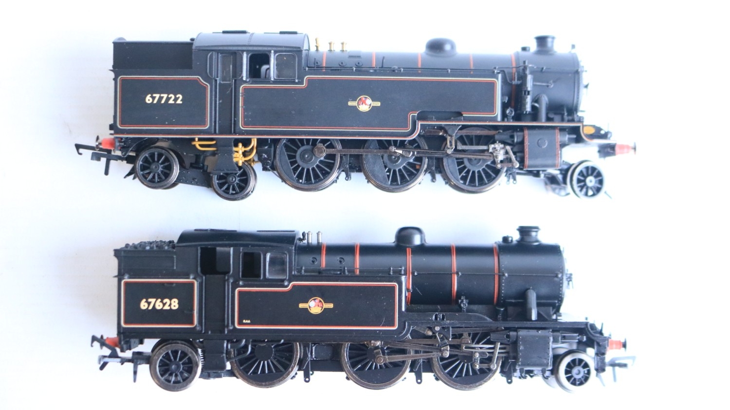 Two OO gauge BR lined black late crest electric steam locomotive models ...
