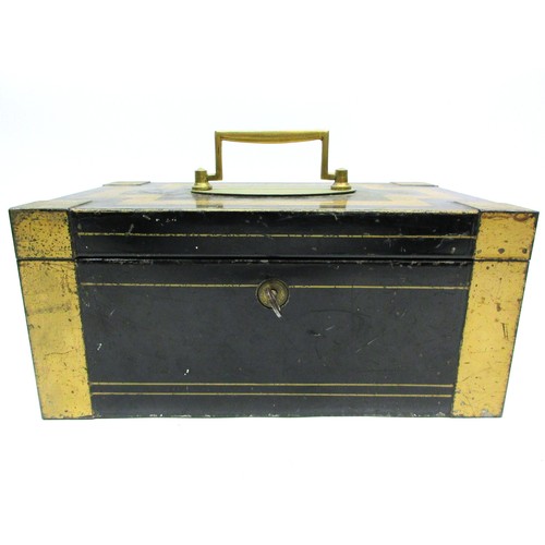 709 - Selection of decorative Japanese articles comprising samurai kabuto ornamental cast metal helmet fea... 