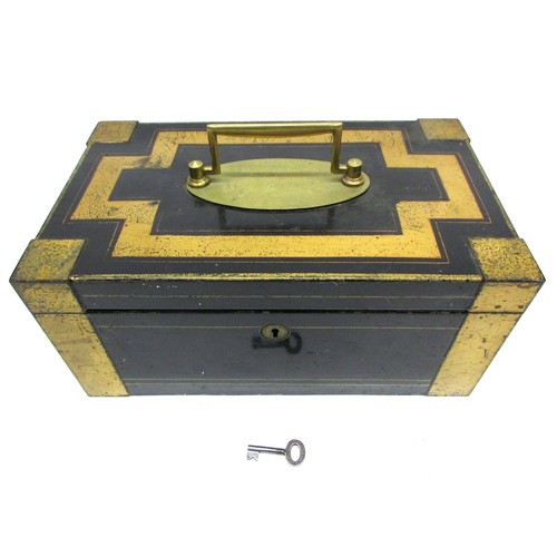 709 - Selection of decorative Japanese articles comprising samurai kabuto ornamental cast metal helmet fea... 