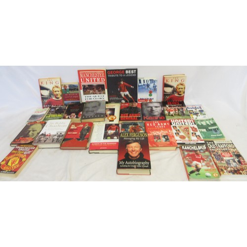 815 - Mixed collection of largely Manchester United Football Club related memorabilia to incl. DVDs, VHS t... 