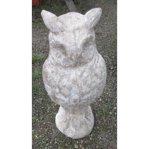 809 - Reconstituted statue of a long eared owl, standing on a rock  H71cm

Bradley's shipping POA https://... 