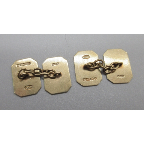 8 - Pair of 9ct yellow gold cufflinks, stamped 375, 4.9g

Bradley's shipping £23.00 plus vat (UK Only)