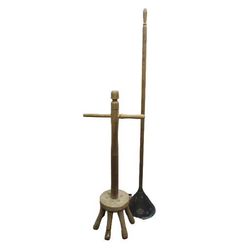 682 - Selection of domestic garment, specialist roofing and plumbing tools comprising Elwell 34 slater's a... 