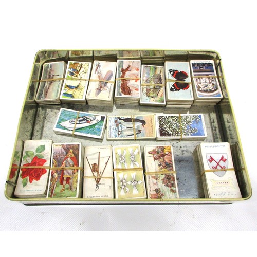 702 - Collection of 20th Century trading cards: majority mostly early, complete or part sets from manufact... 