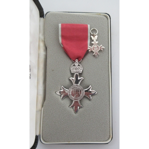 189 - M.B.E. Awarded to Richard Walter Scott June 2004. In original presentation case with miniature, comp... 