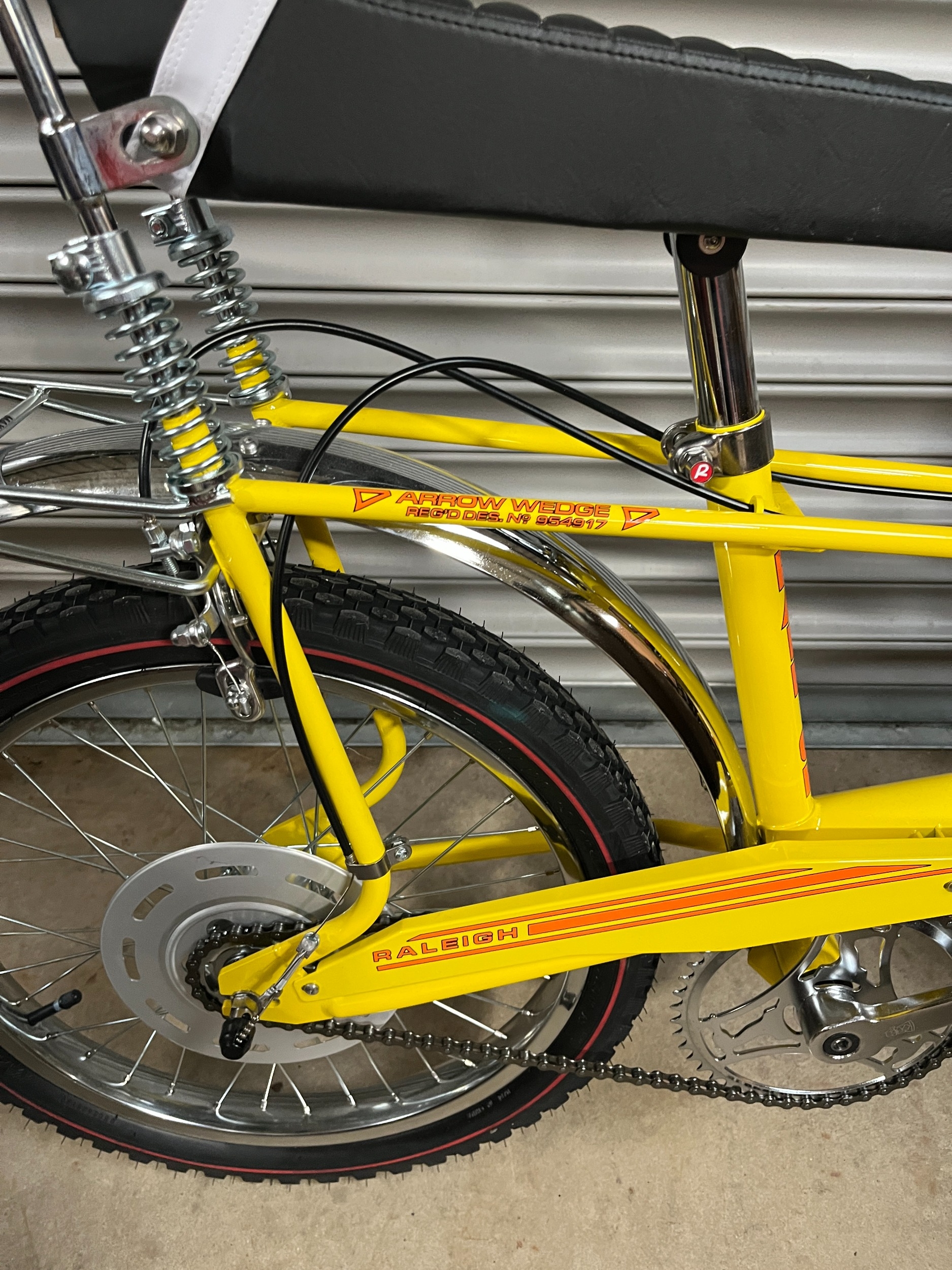 Yellow modern Raleigh Chopper bicycle Bradleys shipping POA https://www ...