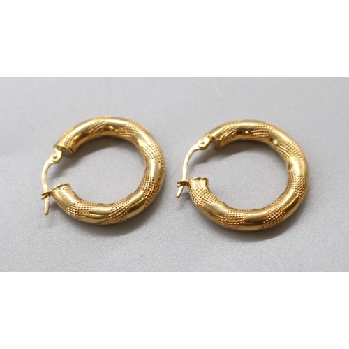 1292 - 9ct stamped pair of earrings, 9ct stamp rope twist bracelet L25cm, 9ct stamped Italian Figaro chain ... 