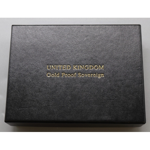 24 - Royal Mint - The 2001 United Kingdom Gold Proof Sovereign, No.01331/12500, encapsulated in case with... 