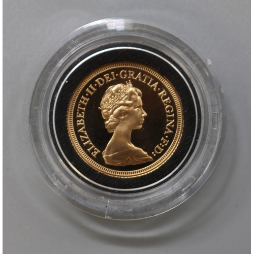 18 - Queen Elizabeth (1952-2022) 1979 Sovereign, encapsulated
Bradley's Shipping £23.00 plus vat (UK Only... 