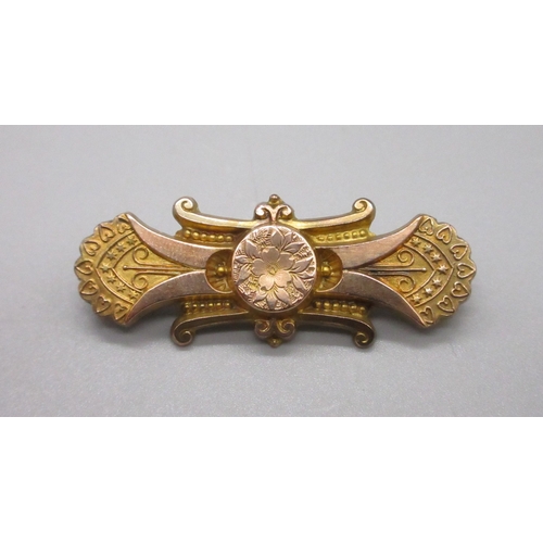 57 - 9ct hallmarked brooch and another 9ct hallmarked brooch (5.6g)

Bradley's shipping £23.00 plus vat (... 