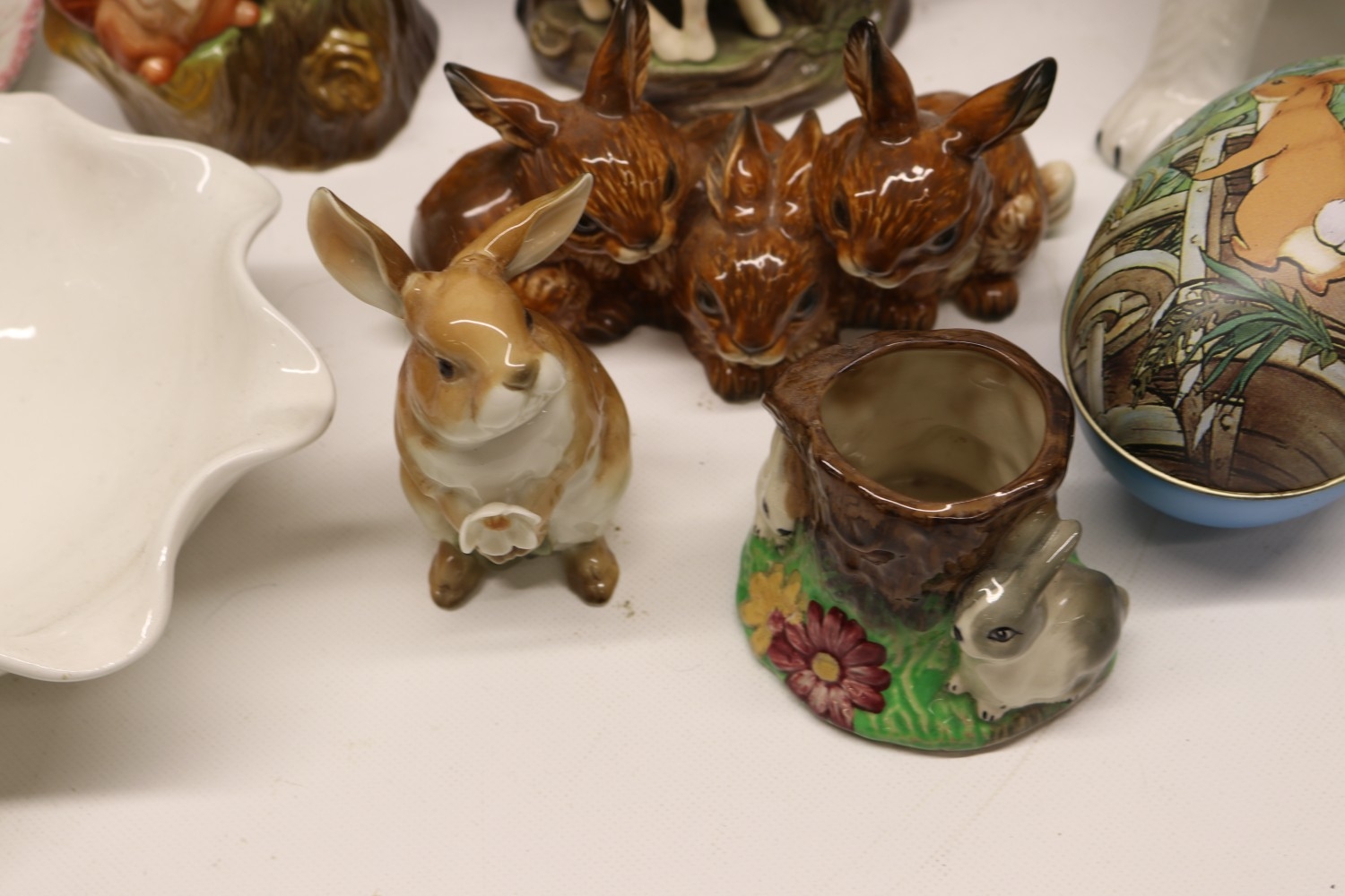 Assorted collection of cat, rabbit & other animal themed ceramics inc ...