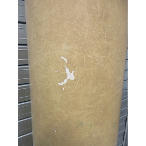 1376 - Pair of fibreglass faux marble Roman columns, on square bases, H275cm

Bradley's shipping POA https:... 