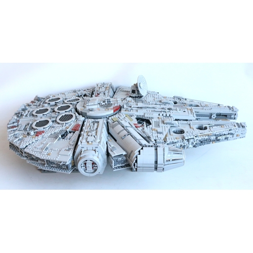 454 - Lego 75192 Ultimate Collector Series Millennium Falcon with box, inner parts boxes, tray and instruc... 