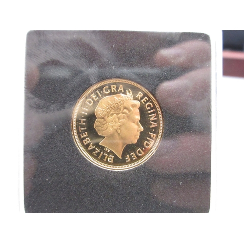 29 - Queen Elizabeth II (1952-2022) 2006 Sovereign, encapsulated in case with COA
Bradley's Shipping £28.... 
