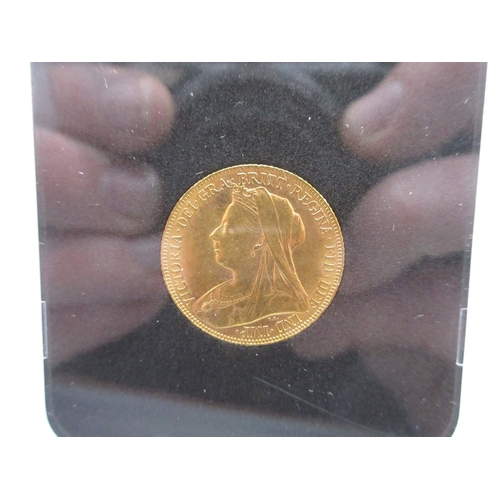5 - Queen Victoria (1837-1901) 1900 Sovereign, encapsulated in case
Bradley's Shipping £28.00 plus vat (... 